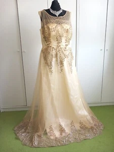 Konfirmations/Abend/Abschluss Ball Kleid GR: 40 - Bild 1 von 7