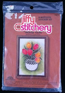 Kit de costura para principiantes flores de tulipanes esmerilados Jiffy 970 Connie Blyler 7 x 9 - Imagen 1 de 4