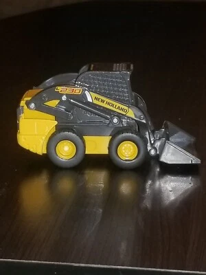 New holland 230 L Diecast Skisteer - Image 1 of 4