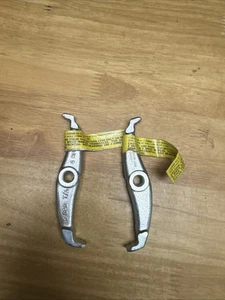 Kent Moore J-22888-35 Bearing Puller Legs - Picture 1 of 9