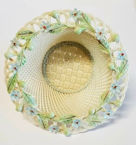 VTG BELLEEK Fermanagh Ireland Ivory Mint Blue China Woven Basket Forget-Me-Nots - Imagen 1 de 14