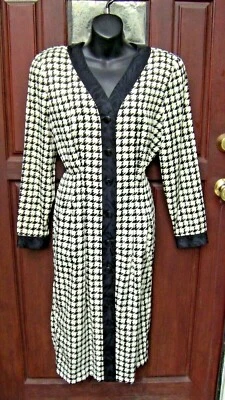VESTIDO A CUADROS PAPELL BOUTIQUE BOTÓN DELANTERO NEGRO/BLANCO TALLA 12 POLIÉSTER Foto 1 de 4