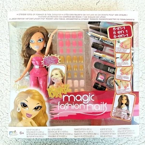 RARE & VINTAGE BRATZ DOLL YASMIN MAGIC FASHION NAILS. MUÑECA BRAND NEW OLD STOCK - Bild 1 von 3