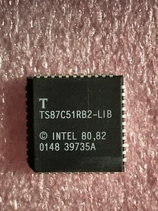 MCU TS87C51RB2-LIB 44 pin PLCC 1pc £3.99 HU980 - Picture 1 of 1