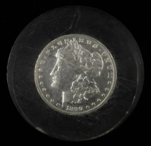 1890-O Morgan dollaro d'argento $ 1 incassato in resina epossidica (64339) - Foto 1 di 5