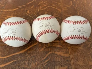3- Curt Schilling (Phillies) signed Rawlings National League baseballs - Picture 1 of 2