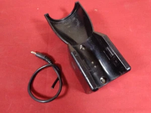 Maglite MAG-LITE AHXX025 Charger w/short power cord and bracket LED Flashlight - Picture 1 of 3