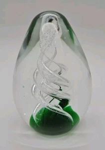 large egg shape Art Glass paperweight controlled bubble Swirl Green 11cms tall - Picture 1 of 9