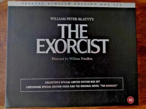 LIMITED EDITION BOXSET The EXORCIST~ Book & VHS Tape Horror - Picture 1 of 6