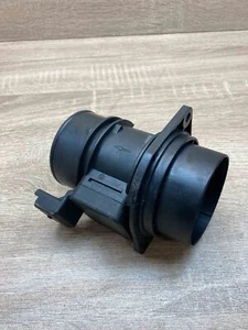 H7700314669 5WK9609 Renault Laguna Mass Air Flow Meter 7700314057 Siemens - Picture 1 of 7