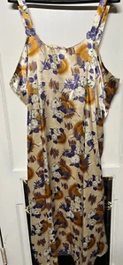 Lotto 3463 - Camicia da notte abbronzata con fiori viola - Taglia 2x 45" petto / lunghezza 50" - Foto 1 di 3