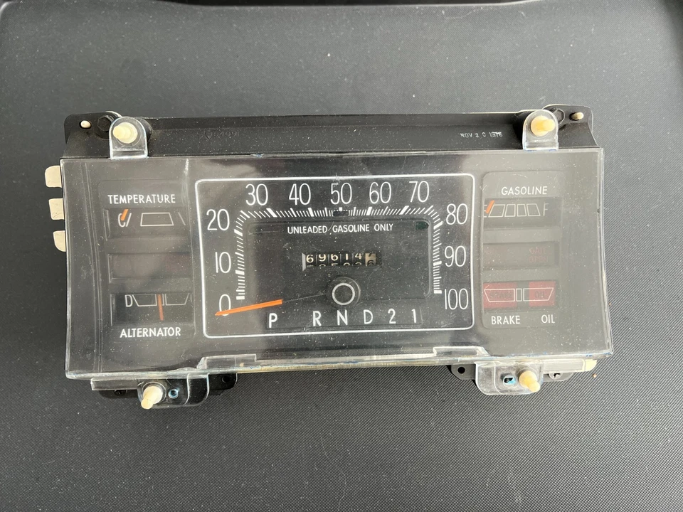 Приборная панель Dodge Aspen / Plymouth Volare No2 - Изображение 1 из 2