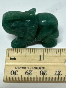 Handcrafted Green Jade Elephant Figurine Sculpture Ornament - Imagen 1 de 7