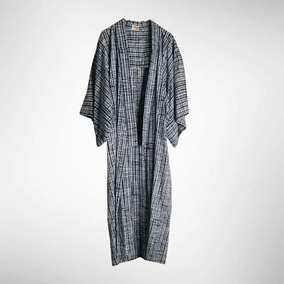Vintage Yukata Kimono Robe Open Front Lightweight Cover Up Blue White Pattern - Image 1 of 4
