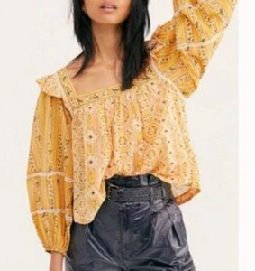 Free People Bluse Damen XS gelb eckiger Ausschnitt Rüschen Boho Bauern Oberteil geblümt - Bild 1 von 16