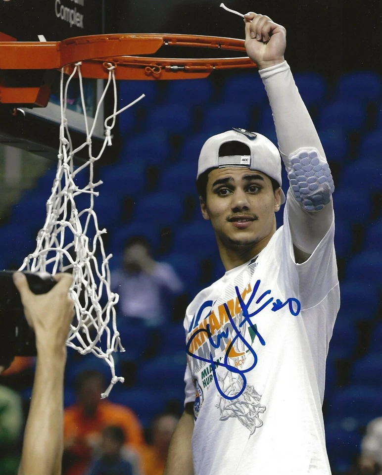 Bastones autografiados por Shane Larkin de los huracanes de Miami de 8x10 Foto 1 de 1