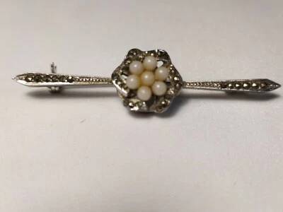 Antica spilla artigianale anni 50 argento 800 con marcasite e perline  - Immagine 1 di 4