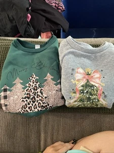 Toddler Girls Small Christmas Pullovers Lot Of 2 - Picture 1 of 2