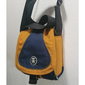 Crumpler Digits Sporty Guy 1.0 Digital Camera Bag Blue/Orange NEW - Picture 1 of 5