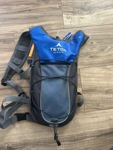 Neu Teton Sports Trail Runner 2.0 Trinkrucksack Rucksack blau 2 Liter - Bild 1 von 10