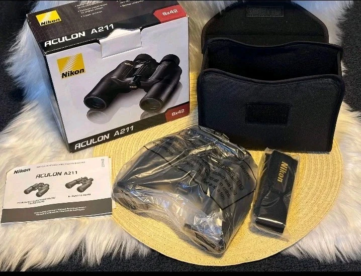 NEW In Box Nikon ACULON A211, 8x42 Binoculars- Black with Case - Image 1 of 4