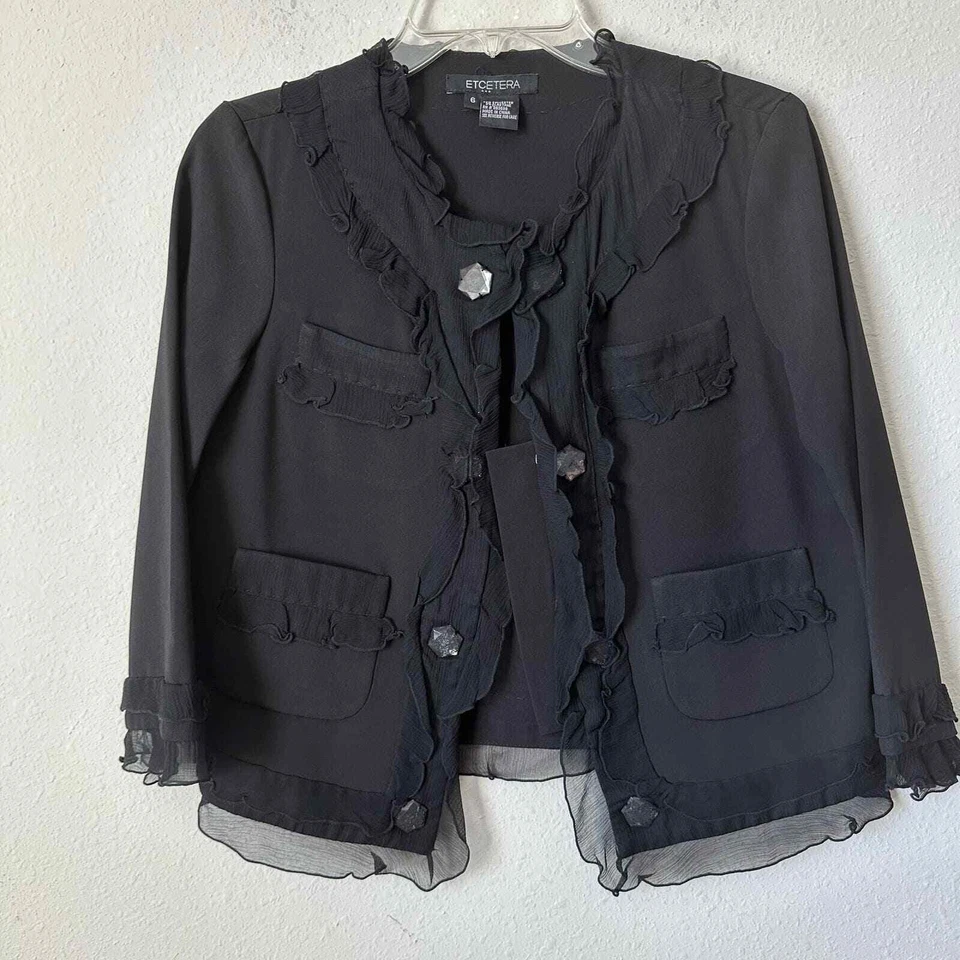 Etcetera Black Cropped Light Weight Blazer Sz 6 B-LB  - Image 1 of 3