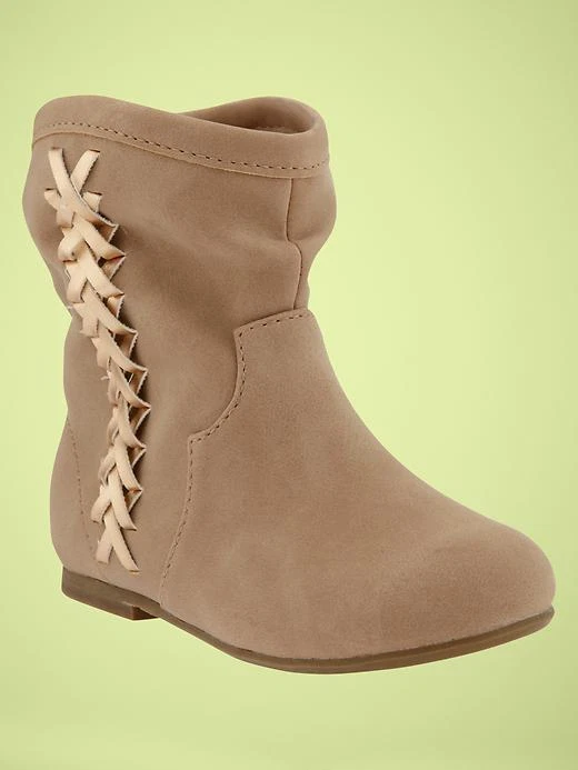 BOTAS TRENZADAS BABY GAP PARA NIÑA COLOR TOSTADO ARENA HORNEADA ORG. $36,95 TALLA 7 NUEVO CON ETIQUETAS Foto 1 de 1
