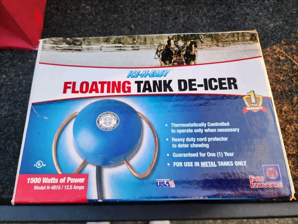 Farm Innovators Traditional Floating De-icer 1500 Watt 085045048156