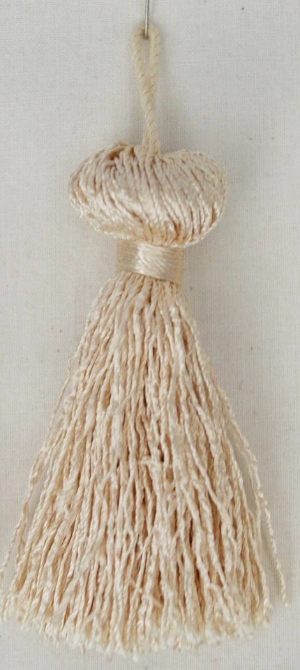 Borlas - ~3.5" de largo con bucle de 1" - Juego de 2 borlas - 26 colores vibrantes!!! Foto 1 de 1