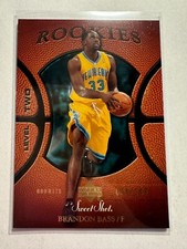 K27,585 - 2005-06 Sweet Shot Gold #108 Brandon Bass #/100