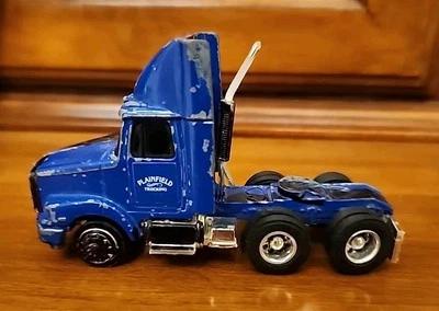 Vintage ERTL White GMC Aero Conventional Semi Cab Plainfield "No Front Tires" - Image 1 of 4