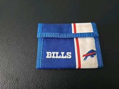 Cartera Bufflo Bills NFL Arco Iris de California Hecha en EE. UU. Equipo Retro De Colección Años 80 Foto 1 de 4