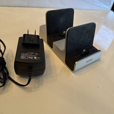 Belkin F8J135 Dual Lightning Charge Dock for Apple MFi-Certified w/ OEM Adapter - Image 1 of 4