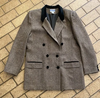 Vintage Women’s Virgin Wool Pendleton Suit Jacket And Pants 16/18 Tall - Image 1 of 4