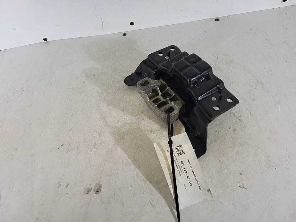 SEAT LEON MK3 TSI TECHNOLOGY 2014-2020 1197 ENGINE MOUNT PASSENGER SIDE L89 - Image 1 of 4
