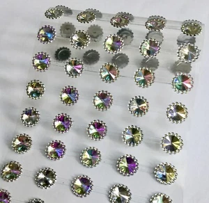 Selbstklebend AB Kristalle 12mm Blumen Strass- Glitzersteine Silber Irisierend - Bild 1 von 3