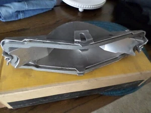 1972 Oldsmobile 5400 6400 6800 98 nos parking lamp housing 5964978 right hand - Picture 1 of 3