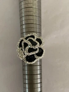 Joan Rivers Beautiful Vintage Black Rose Ring