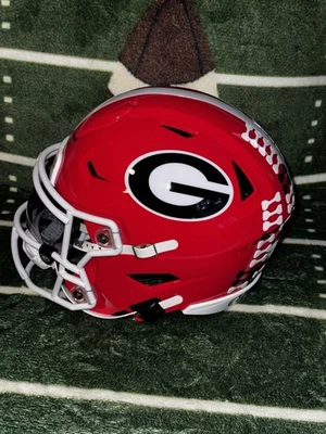 GEORGIA BULLDOGS  MID-SIZED SpeedFlex Football Helmet CUSTOM (NOT FULL-SIZE) - Image 1 of 4