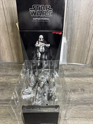 Kotobukiya Star Wars Episodio VII El Despertar de la Fuerza Capitana Phasma ArtFX+ Kit NUEVO Foto 1 de 4