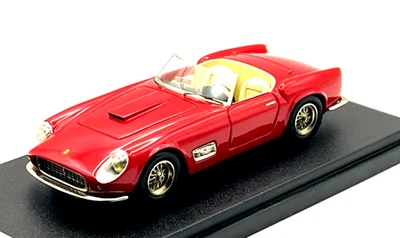 Ilario Ferrari 250 GT LWB California Ch 0769 GT IL43006 1:43 Equal to BBR MR TTC - Image 1 of 4
