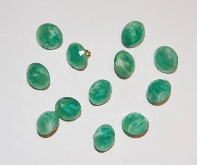 VINTAGE 12 ROUND FACETED LIGHT JADE GREEN GLASS MOONSTONE  BUTTONS 10mm - Image 1 of 2