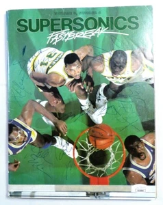 Supersonics Multi Signed Autograph Magazine Ellis Jones McDaniel +5 JSA AU16859 - Picture 1 of 4
