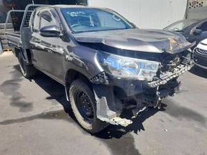 TOYOTA HILUX LEFT FRONT WINDOW REG/MOTOR DOOR REG ASSY (REG AND MOTOR) NON SR5 - Picture 1 of 12