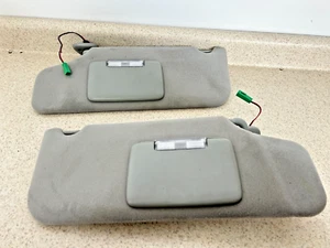 2005-2007 FORD FREESTYLE SUN VISOR SET GRAY CLOTH FACTORY OEM - Picture 1 of 3