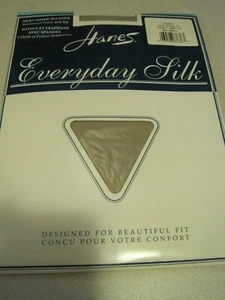 RARE Pantyhose HANES SILKY SHEER French Linen C/D NIP Vintage Hosiery - Picture 1 of 2