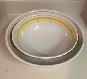 Servizio di 2 ciotole vintage ceramica La Primula italiano anni 70 Italia (12 e 10") - Foto 1 di 16
