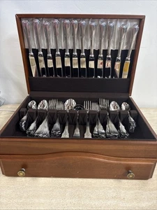 Guy Degrenne Villandry Marquise Collection Stainless Steel Flatware 77 Pc + Case - Picture 1 of 18