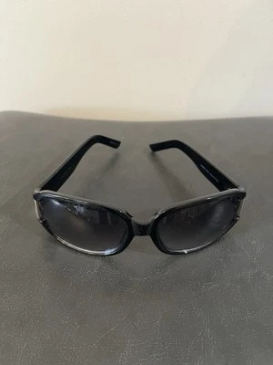 Sunglasses Kenneth Cole Reaction KC1052 OOB5 Black Reptile Print EUC - Image 1 of 4