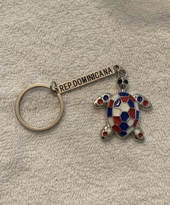 Dominican Republic Mosaic Sea Turtle Metal Souvenir Beach Keychain - KC1 - Picture 1 of 4